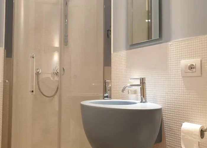 Cosmopolitan-bari 3*