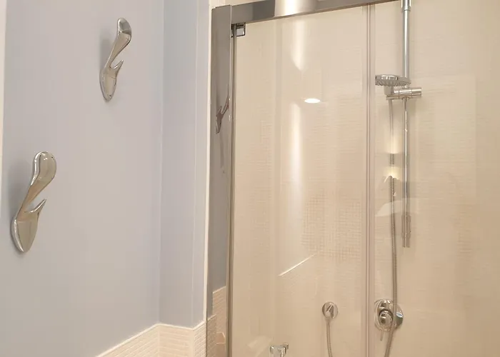 Cosmopolitan-bari 3* Bari