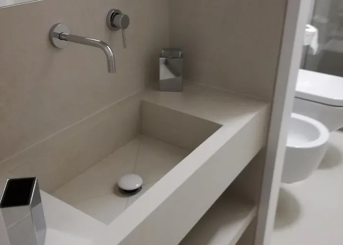 Cosmopolitan-bari 3*